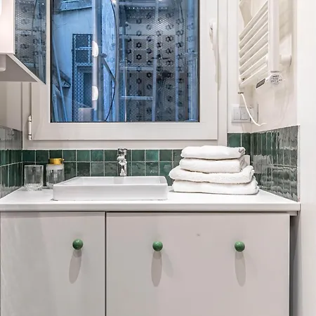 Apartment Place De Clichy Monmartre *
