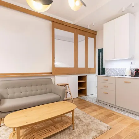 Apartamento Place De Clichy Monmartre París